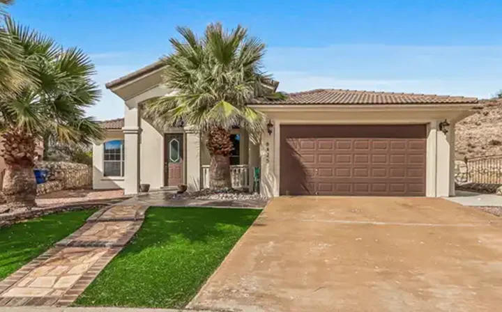 Full yard cleanup in St. George, UT